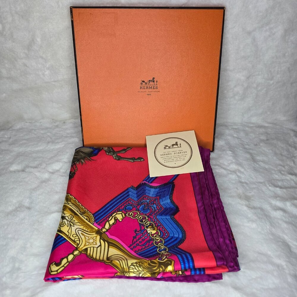 Hermes Warrior Horse Silk Scarf *RARE - Picture 8 of 9